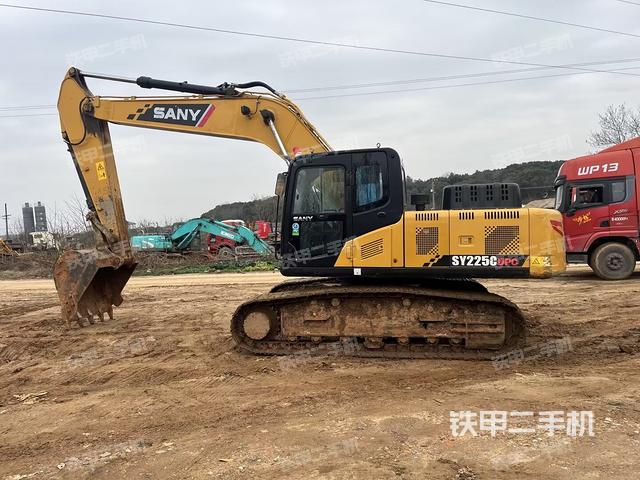 三一重工SY205C挖掘机
