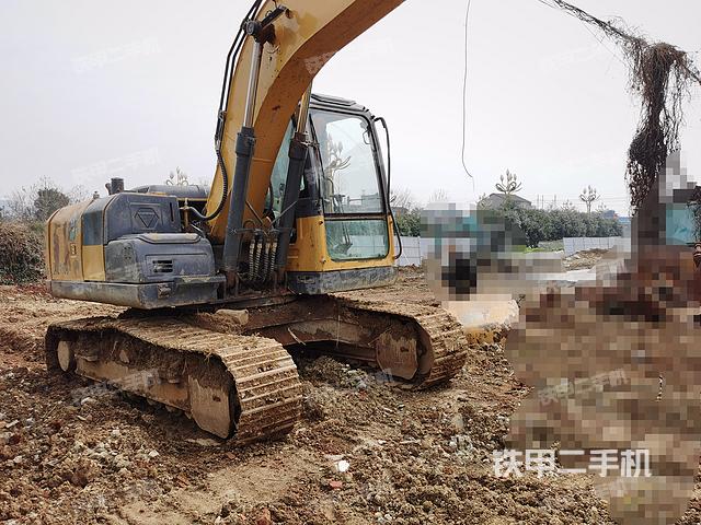 徐工XE135D挖掘机