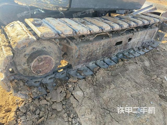 单侧履带整体（整机外观）