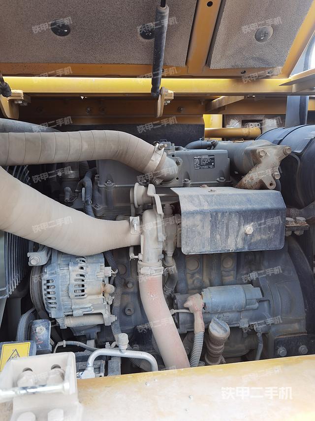 发动机整体俯视（整机外观）