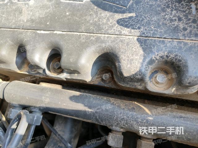 气门室盖螺丝特写（上车部件）