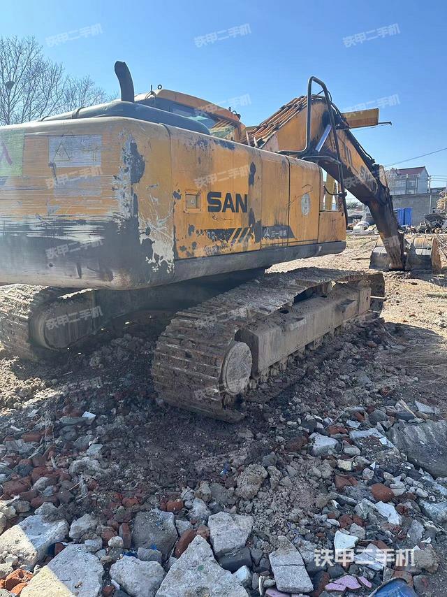 整机右后45°（整机外观）