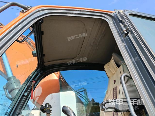 顶棚整体（驾驶室部分）