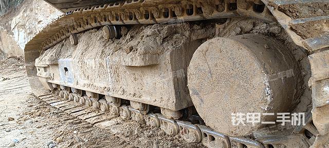 单侧履带整体（整机外观）