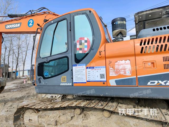 驾驶室左后45度（驾驶室部分）