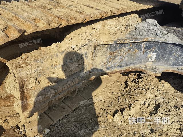 单侧履带整体（整机外观）