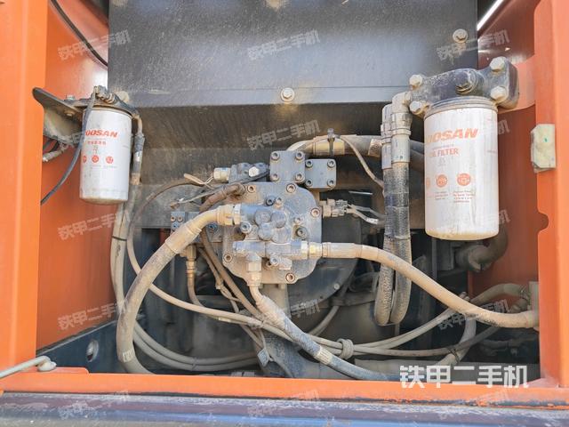 液压泵室（大件舱室）