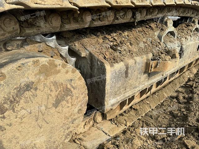 单侧履带整体（整机外观）