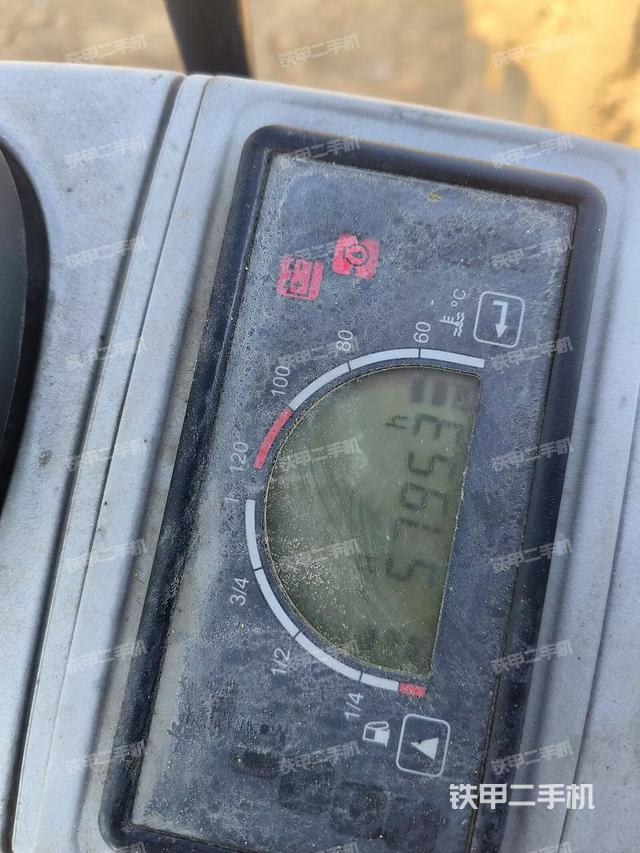 驾驶室整体（整机外观）