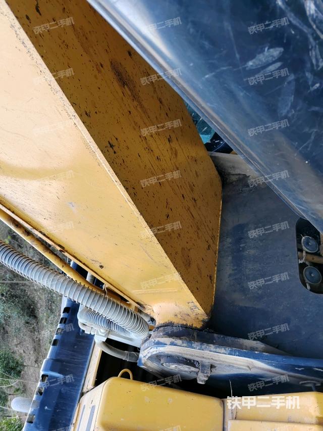 大臂根部 斜视（工作和回转装置）