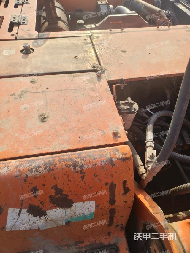 小臂整体右前（工作和回转装置）