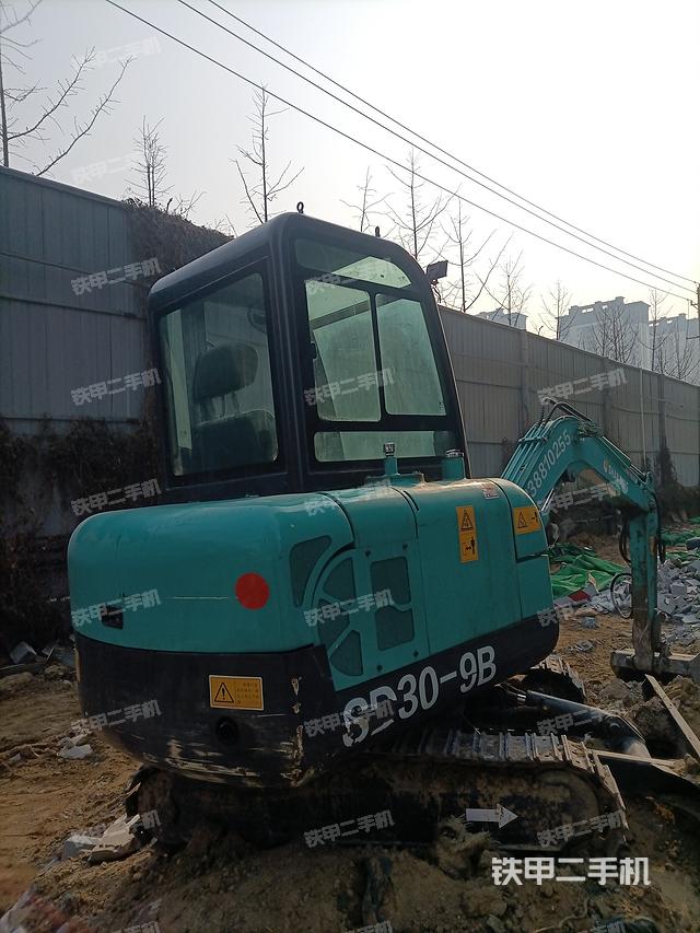 整机右后45°（整机外观）