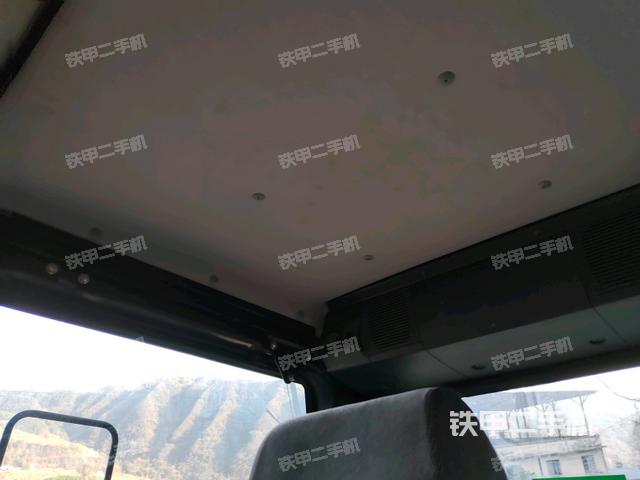 左后方玻璃角标（驾驶室部分）