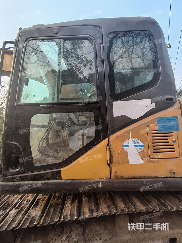 驾驶室整体（整机外观）