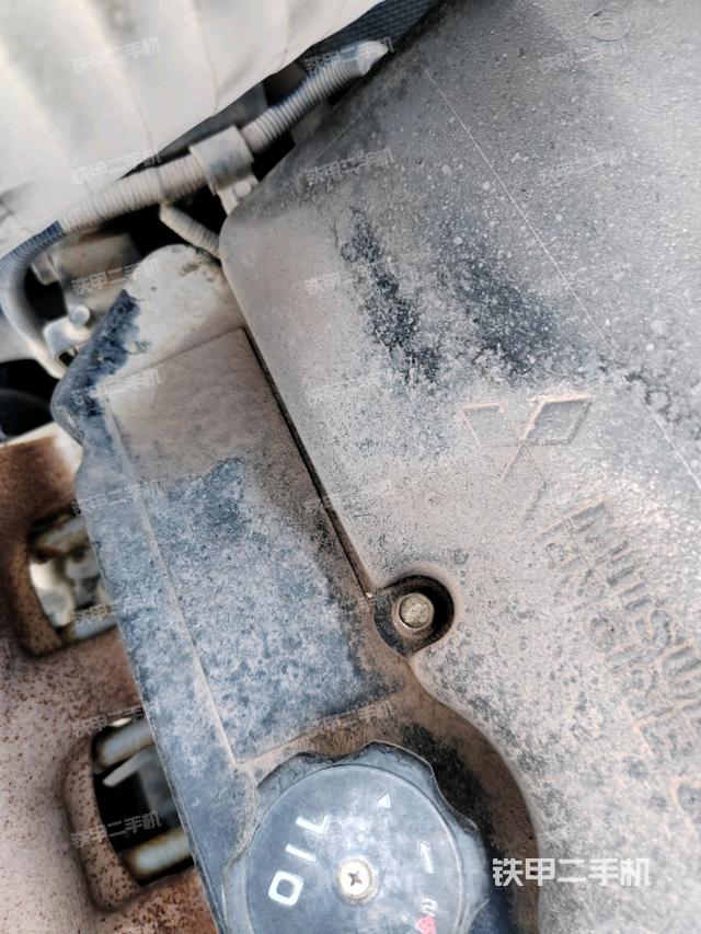 中央回转接头特写（上车部件）