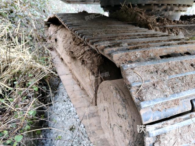 右侧履带整体（行走机构）