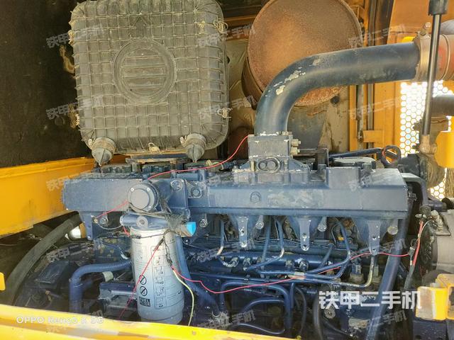 发动机左侧（整机外观及大件）