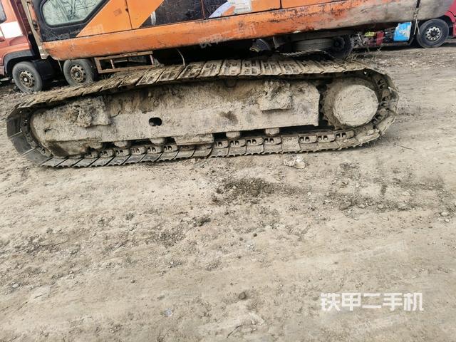 左侧履带整体 （行走机构）