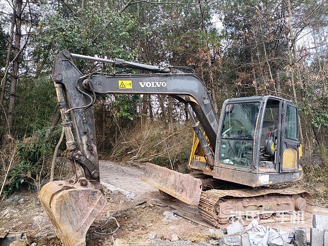 驾驶室整体（整机外观）