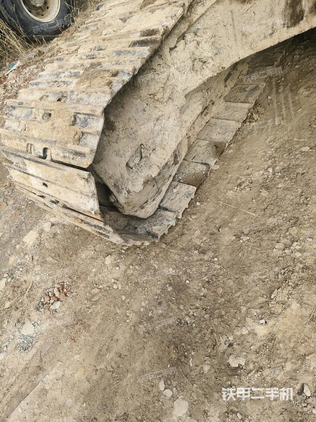 左侧行走马达盖板（行走机构）