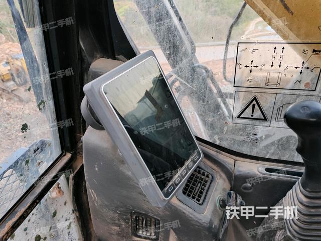 显示屏 （驾驶室部分）