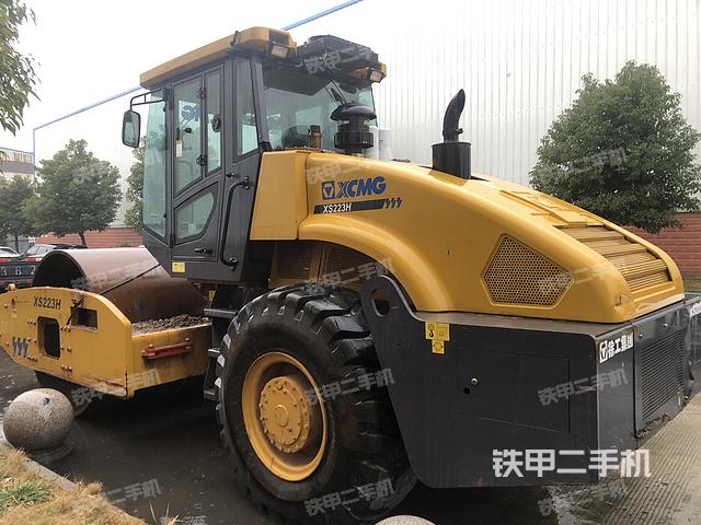 整机左侧（设备外观及核心部件）