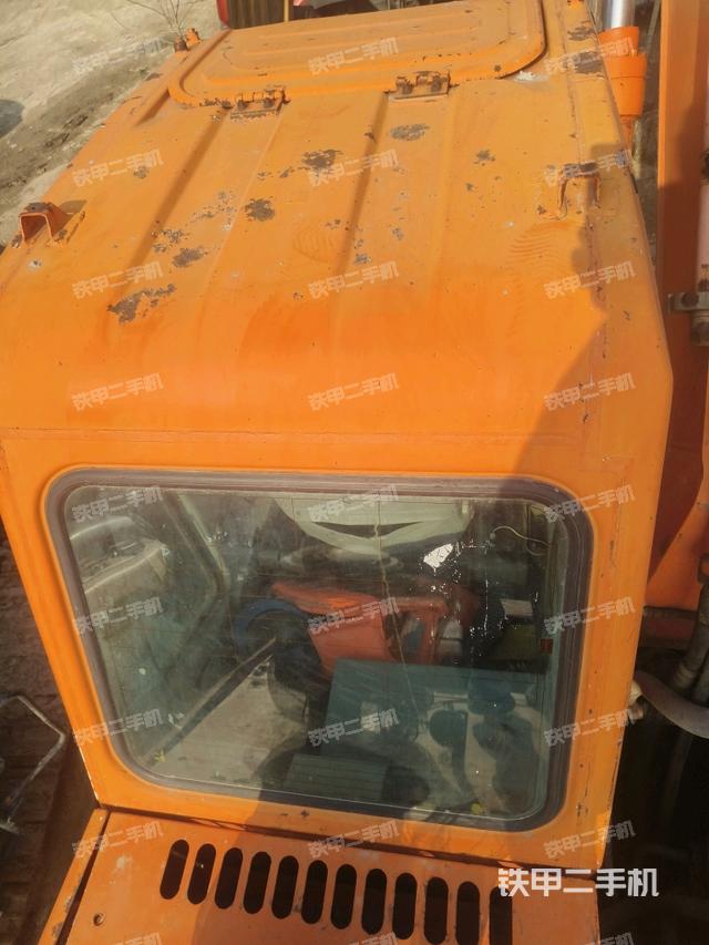 铲斗右后整体（工作和回转装置）