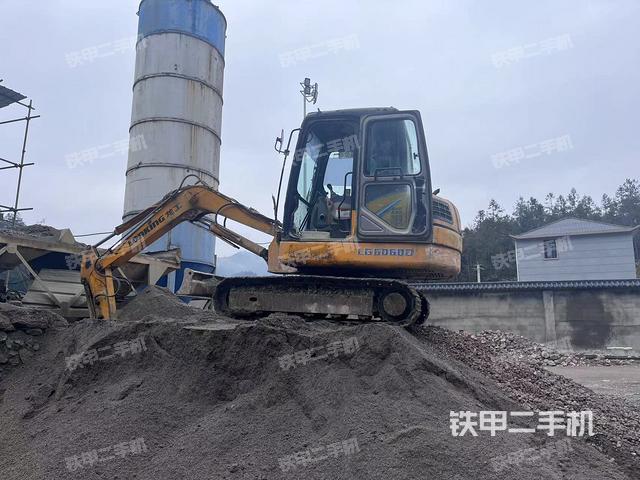 龍工LG6060D挖掘機