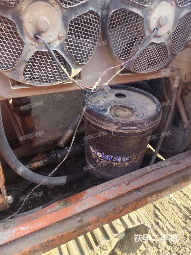 液压泵斜45 左（大件舱室）