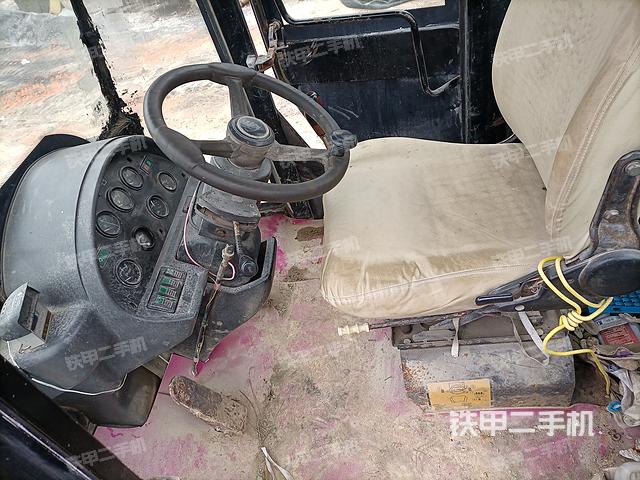 驾驶室工作台（整机外观及大件）