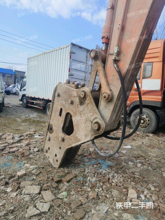 大臂根部 斜视（工作和回转装置）