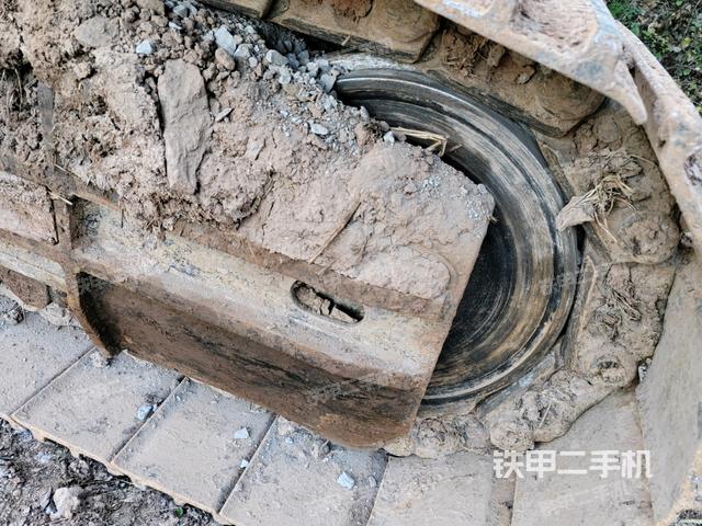 左侧行走马达盖板（行走机构）