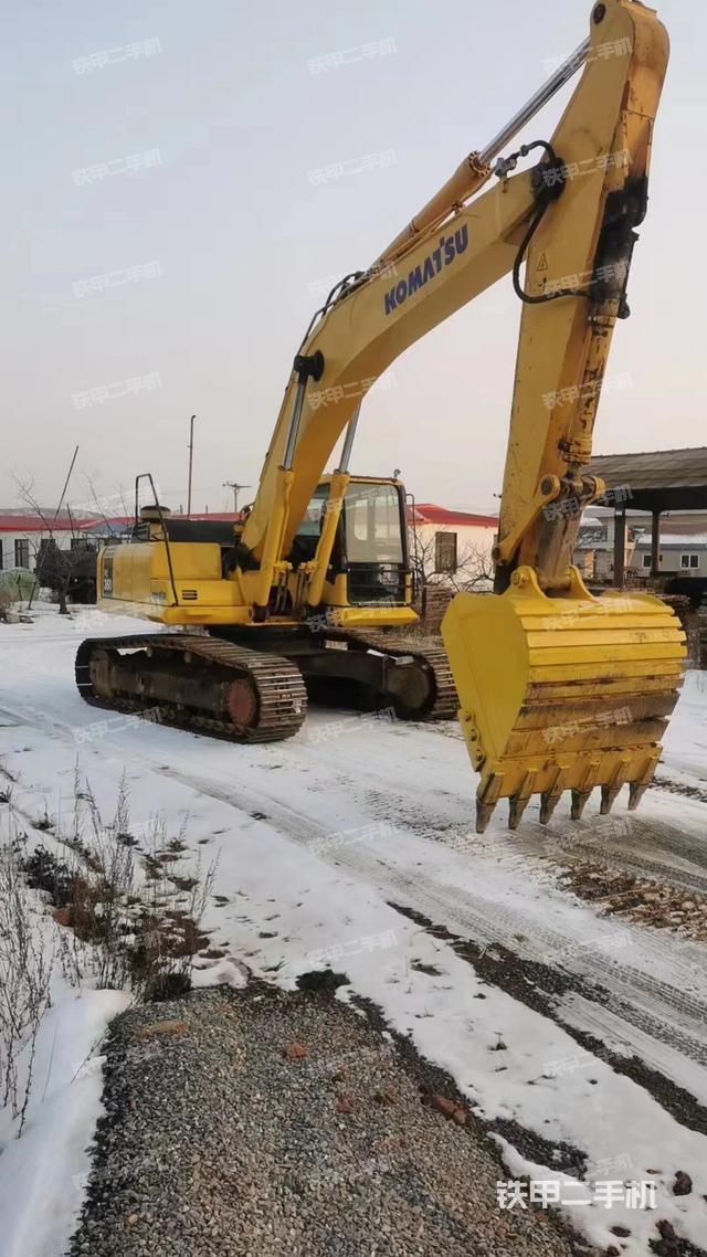 驾驶室顶部（整机外观）