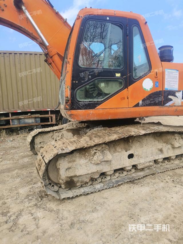 驾驶室左后45度（驾驶室部分）