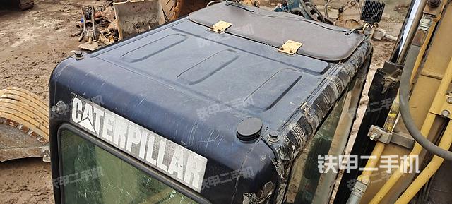 驾驶室顶部（整机外观）