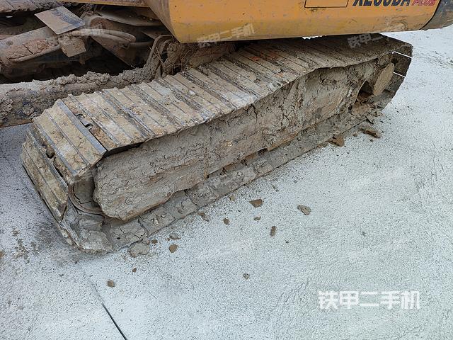 单侧履带整体（整机外观）