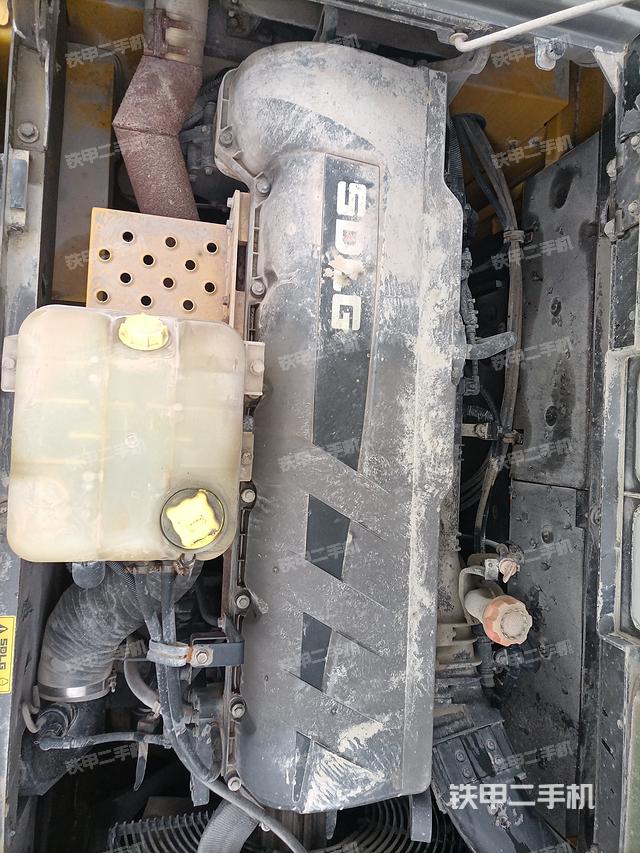 发动机整体俯视（整机外观）