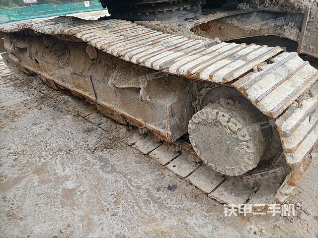 单侧履带整体（整机外观）