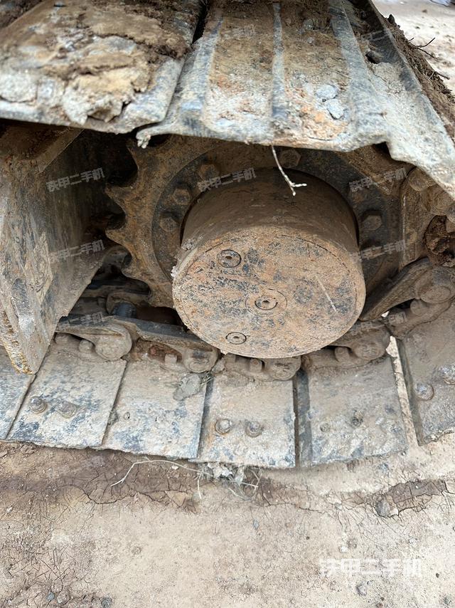 单侧履带整体（整机外观）