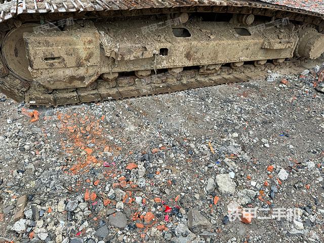 单侧履带整体（整机外观）