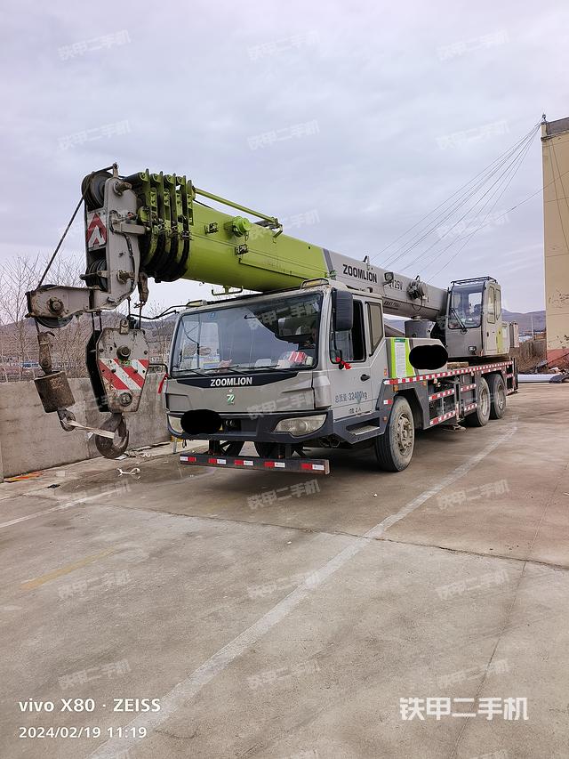 整机右后45°（设备外观及核心部件）