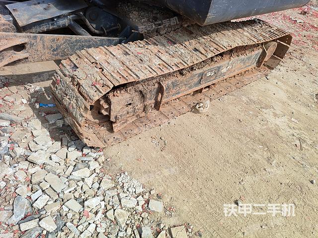 单侧履带整体（整机外观）