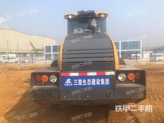 整机右侧（设备外观及核心部件）