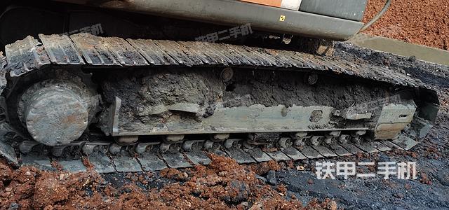 单侧履带整体（整机外观）