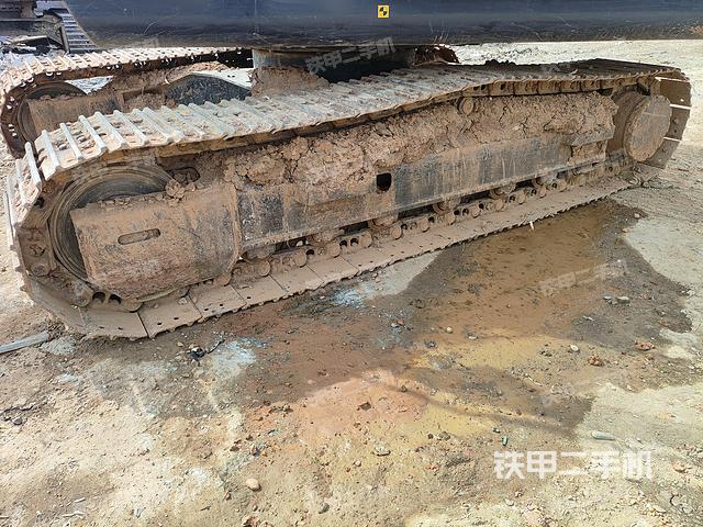 单侧履带整体（整机外观）