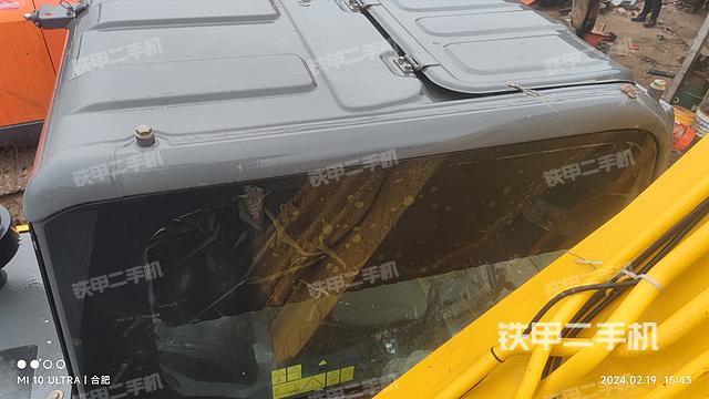 驾驶室顶部（整机外观）