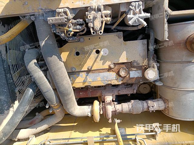 发动机整体俯视（整机外观）