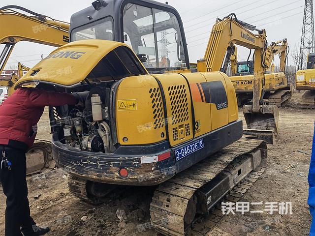 整机右后45°（整机外观）