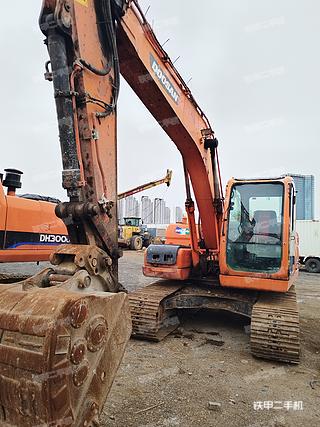 大连市出售 斗山 DX150LC 挖掘机