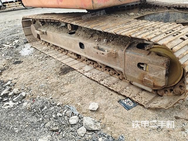 单侧履带整体（整机外观）